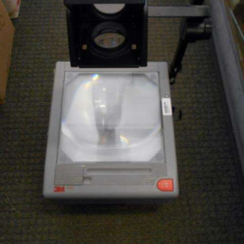 OVERHEAD PROJECTOR - 3M MODEL 9200
